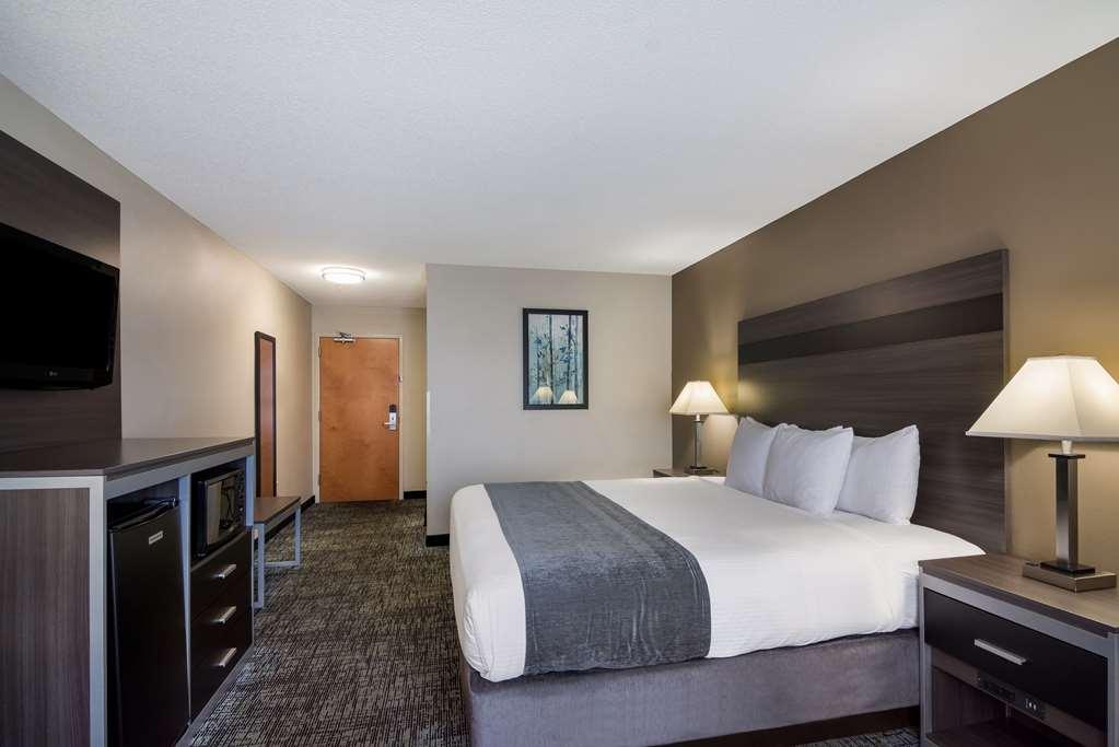 Best Western Smithfield Inn Room photo